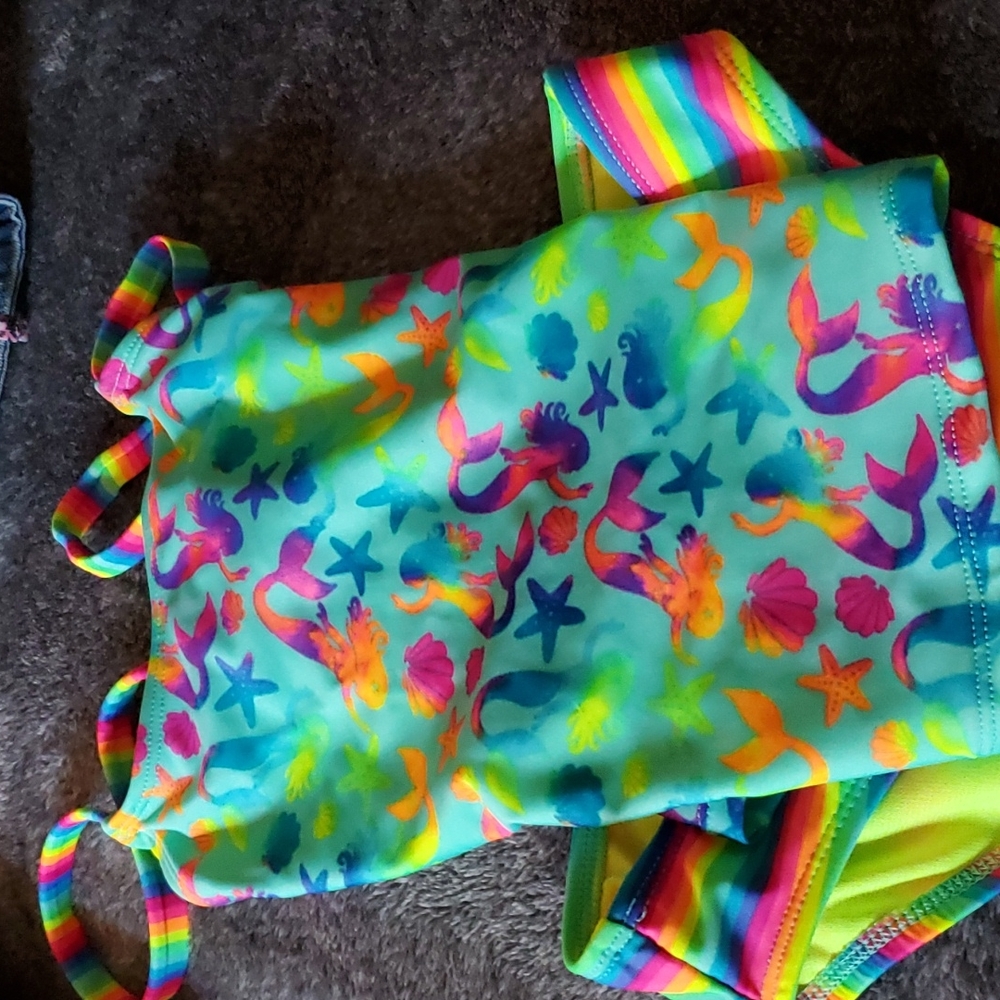 Girls swim suit